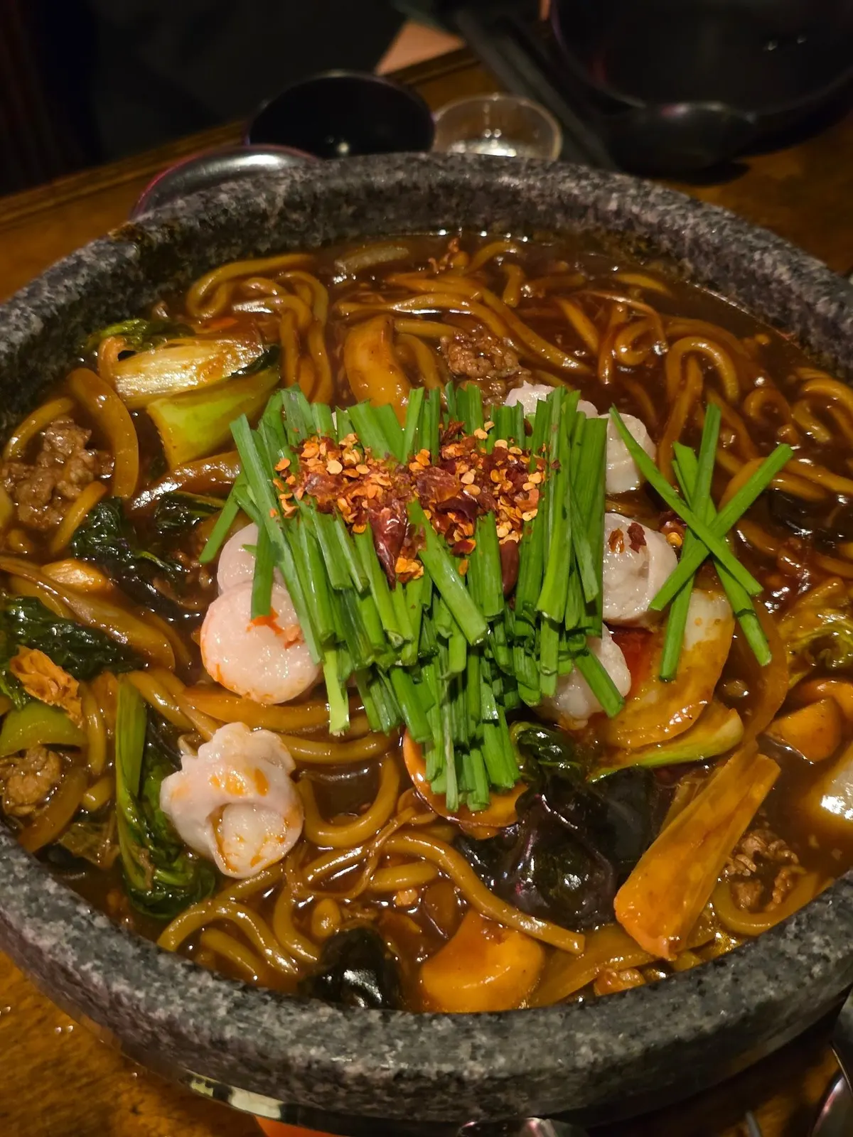 Yongyong Seonsaeng, Nonhyeon — twenty friends, one volcano mala hot pot, ₩530,000 for the table — Yongyong Seonsaeng Nonhyeon