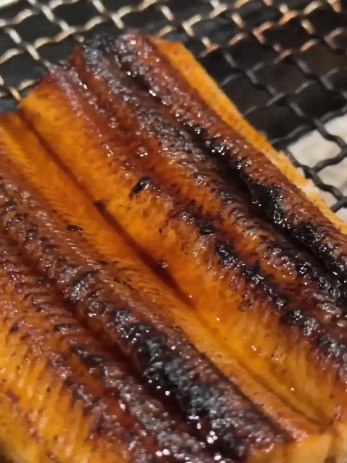 Unagi no Naruse, Bangkok — charcoal-grilled eel rice bowl from ฿420