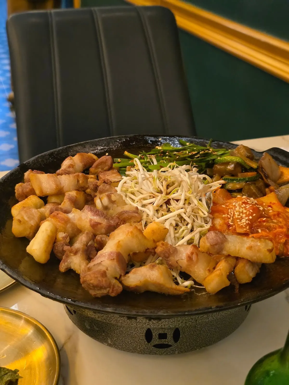 Jagaljip, Da Nang — 400g pork belly set for ₫500,000, soju at ₫140,000 a bottle