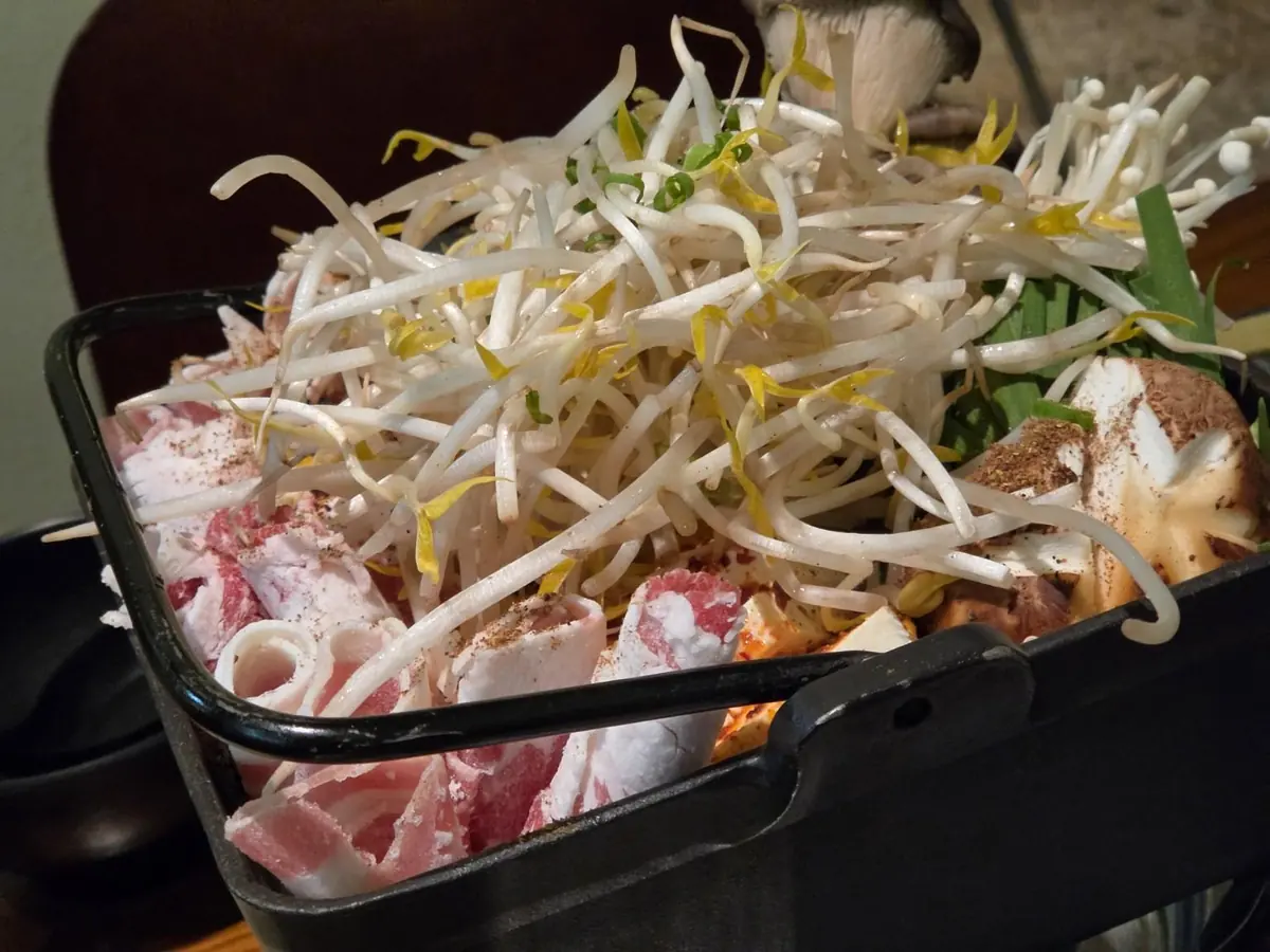 Miso nabe with meat and vegetables — Tanju (탄주) Yakitori, Express Bus Terminal branch 2