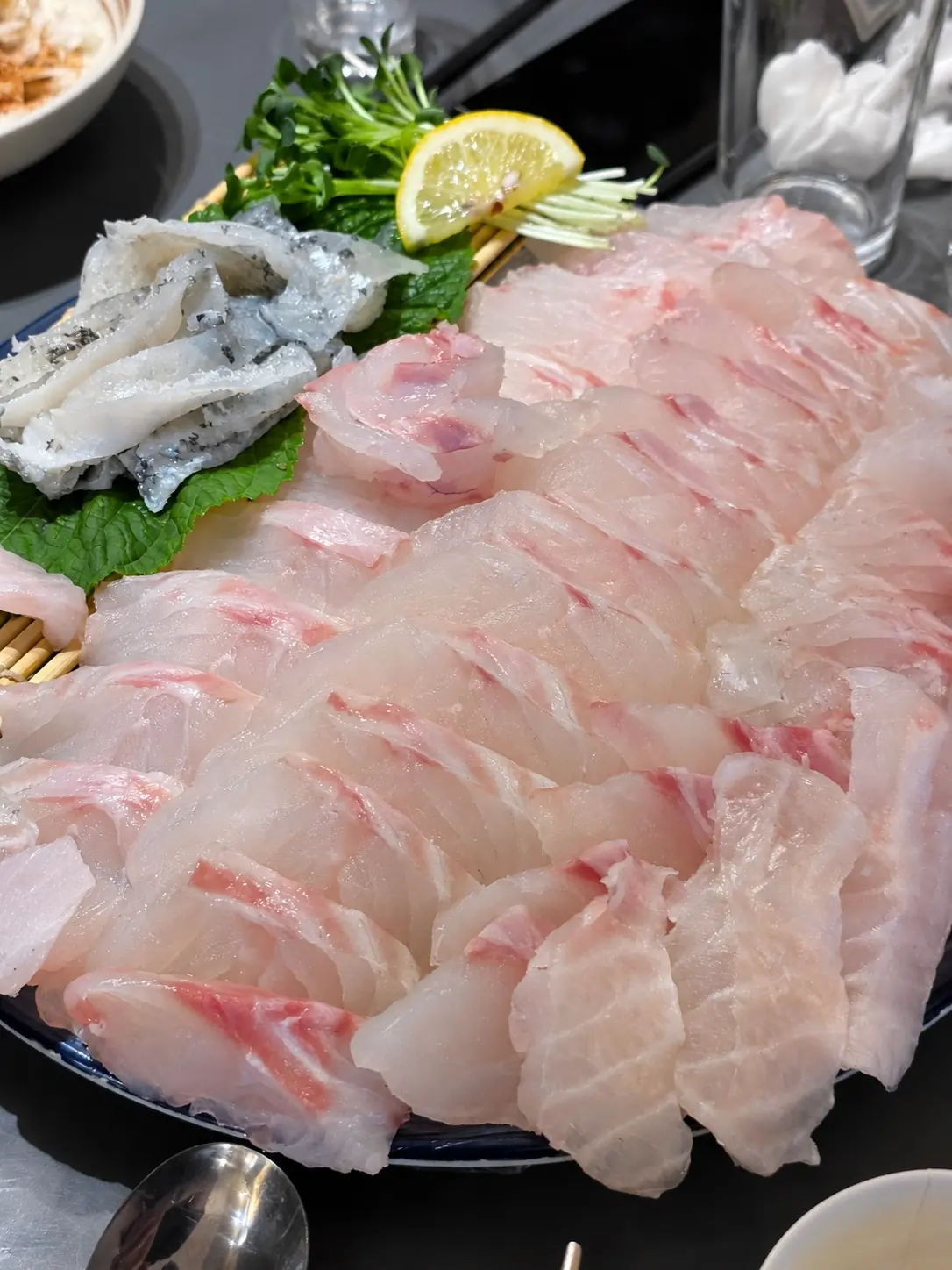 新鮮な魚の刺身 — ヘファロ