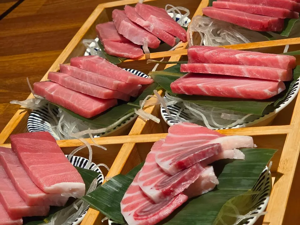 Cuts of tuna in a wooden box at Honmachi, Nonhyeon, Seoul